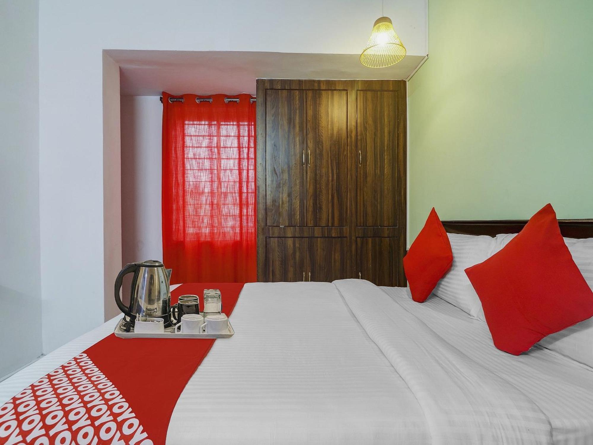 Hotel O Broholic Hotels Near Botanical Garden Hyderabad Exterior foto