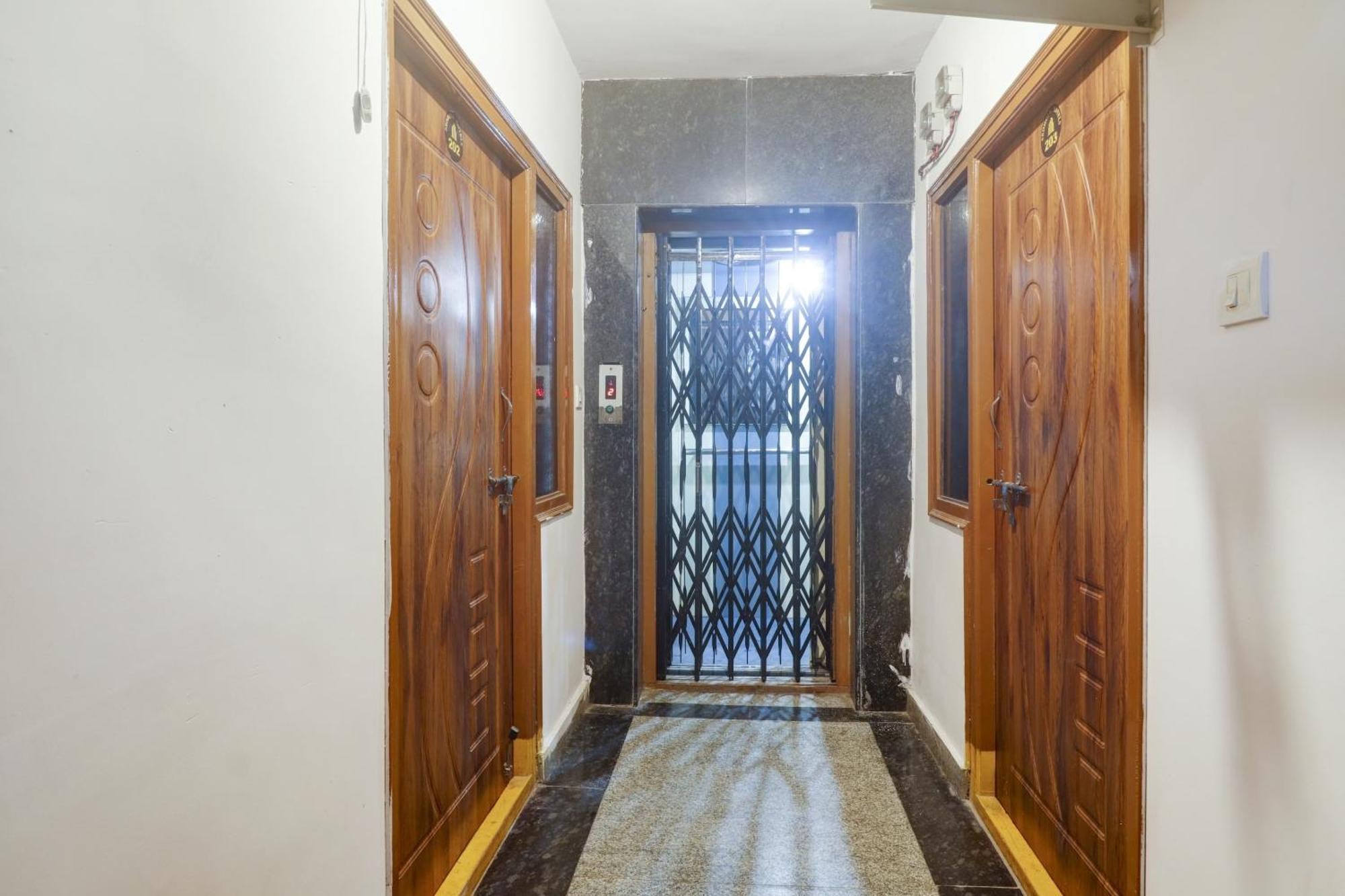 Hotel O Broholic Hotels Near Botanical Garden Hyderabad Exterior foto